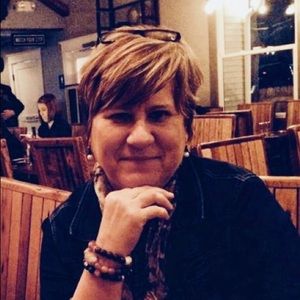 Meet your Posher, Teresa